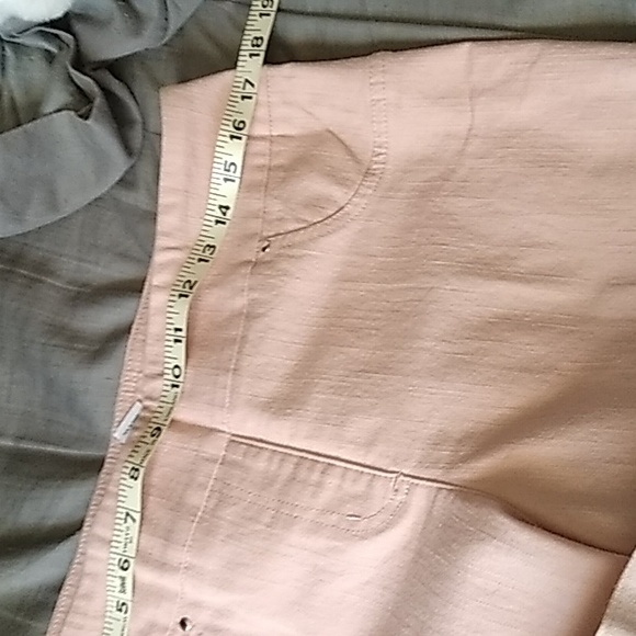 PEACH JEWEL TRIMMED PULLON JEANS,NWT,SIZE12 - Picture 2 of 6